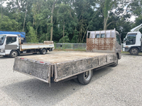 三菱ふそうキャンター平ボディ小型（2t・3t）[写真13]