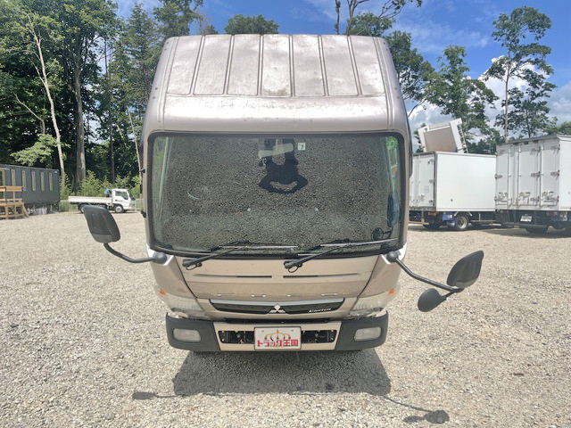 三菱ふそうキャンター平ボディ小型（2t・3t）[写真08]