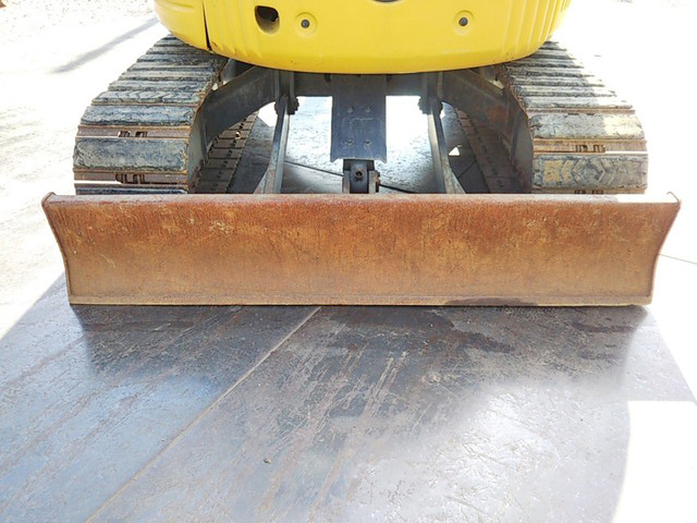 コマツユンボ（バックホー）[写真12]