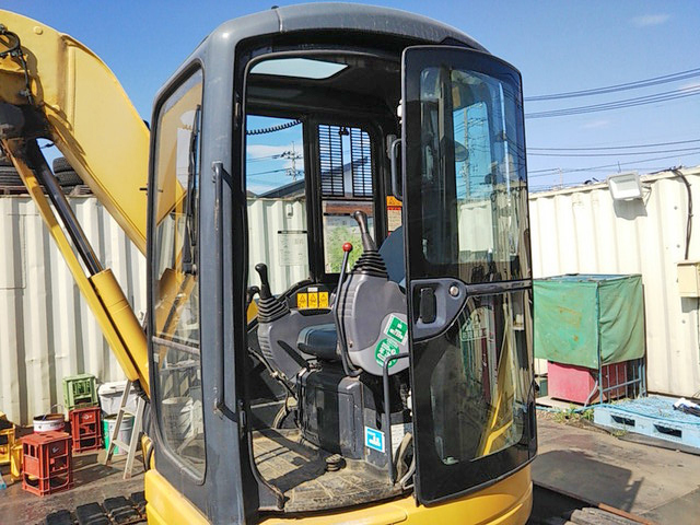 コマツユンボ（バックホー）[写真20]