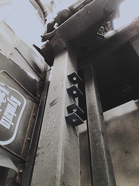 三菱ふそうスーパーグレート冷凍車（冷蔵車）大型（10t）[写真23]