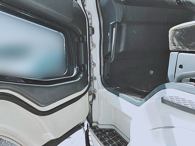 三菱ふそうスーパーグレート冷凍車（冷蔵車）大型（10t）[写真30]