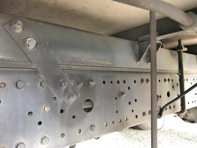 三菱ふそうキャンター冷凍車（冷蔵車）小型（2t・3t）[写真23]