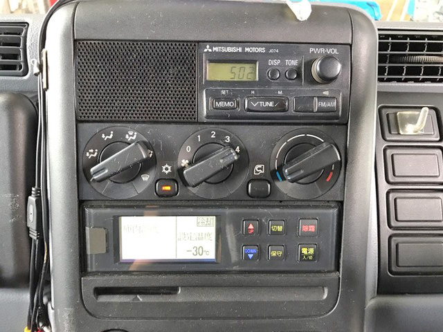 三菱ふそうキャンター冷凍車（冷蔵車）小型（2t・3t）[写真37]