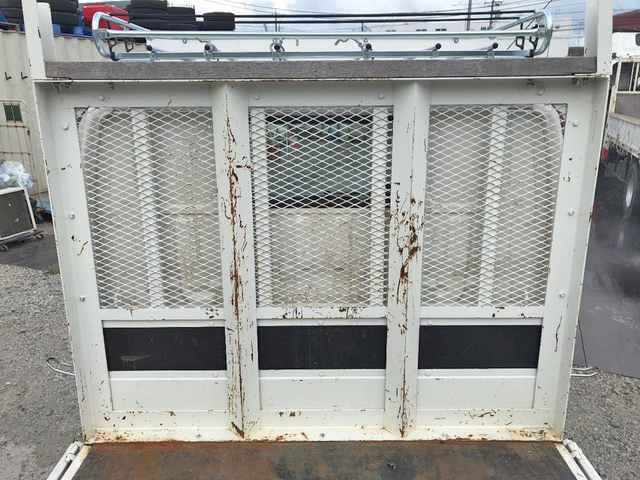 トヨタトヨエース平ボディ小型（2t・3t）[写真12]