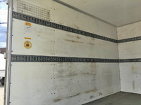 日野デュトロパネルバン小型（2t・3t）[写真12]