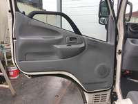 日野デュトロパネルバン小型（2t・3t）[写真29]