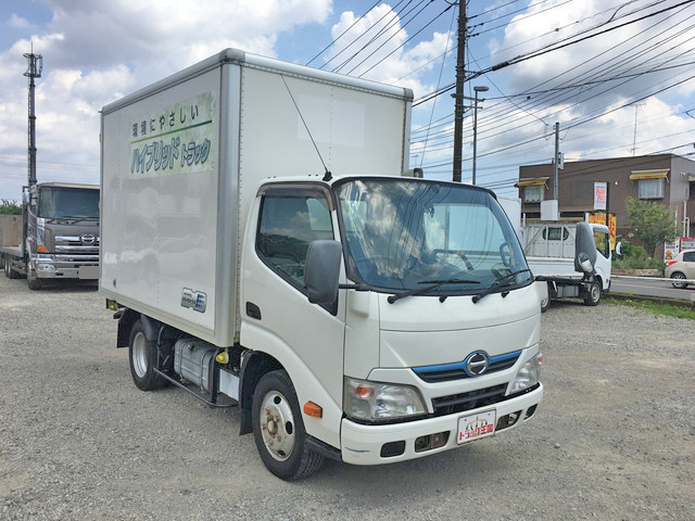 日野デュトロパネルバン小型（2t・3t）[写真03]