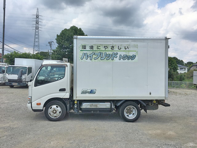 日野デュトロパネルバン小型（2t・3t）[写真05]