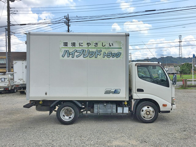日野デュトロパネルバン小型（2t・3t）[写真06]