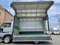 日産アトラス幌ウイング小型（2t・3t）[写真10]