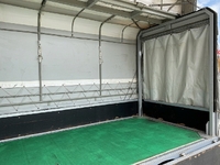 日産アトラス幌ウイング小型（2t・3t）[写真12]