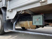 日産アトラス幌ウイング小型（2t・3t）[写真16]