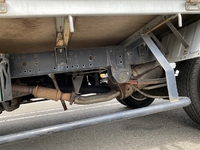 日産アトラス幌ウイング小型（2t・3t）[写真17]