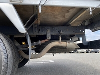 日産アトラス幌ウイング小型（2t・3t）[写真18]