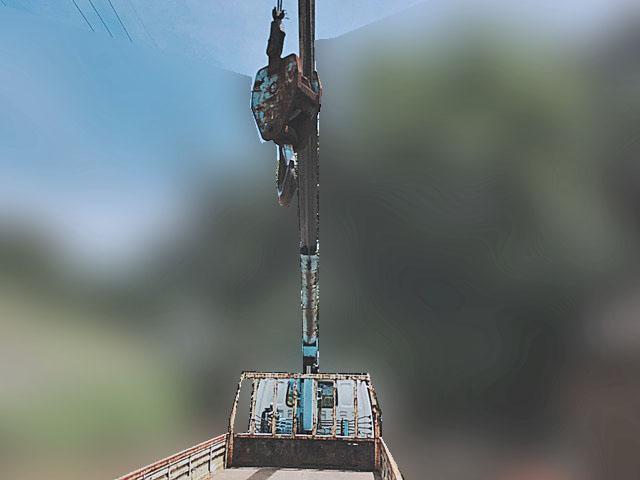 マツダタイタンクレーン3段小型（2t・3t）[写真14]