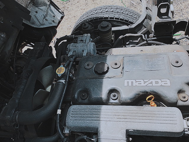 マツダタイタンクレーン3段小型（2t・3t）[写真22]