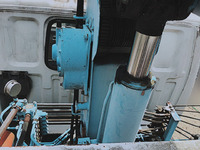 マツダタイタンクレーン3段小型（2t・3t）[写真09]