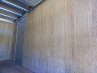 三菱ふそうキャンターアルミバン小型（2t・3t）[写真15]