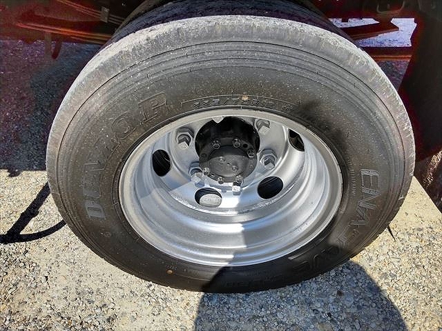 三菱ふそうキャンターアルミバン小型（2t・3t）[写真19]