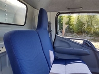 三菱ふそうキャンターアルミバン小型（2t・3t）[写真32]