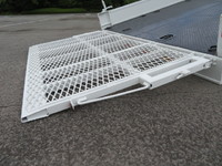 日野デュトロセーフティクレーン3段小型（2t・3t）[写真12]