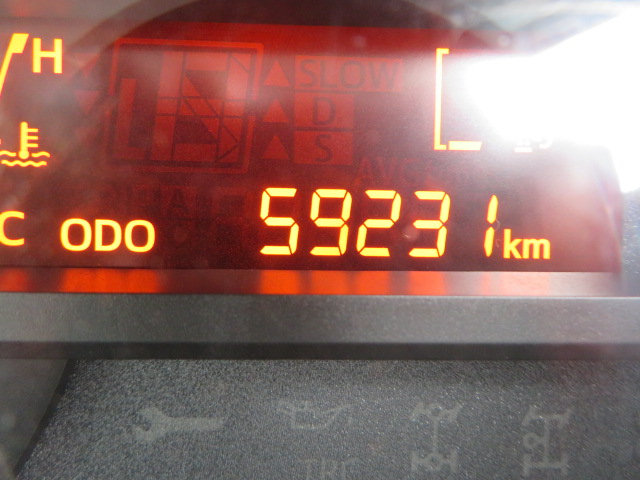 日野デュトロセーフティクレーン3段小型（2t・3t）[写真33]