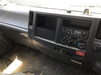 いすゞエルフ平ボディ小型（2t・3t）[写真16]