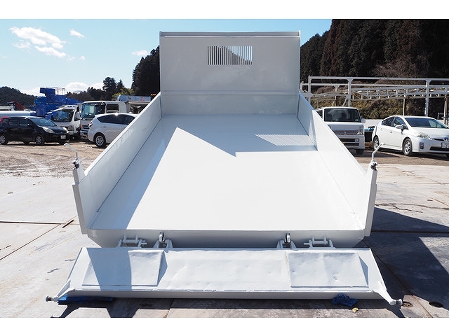 三菱ふそうキャンターローダーダンプ小型（2t・3t）[写真05]