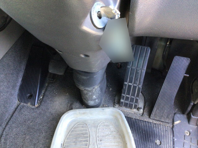 UDトラックスクオントレーラーヘッド（トラクターヘッド）大型（10t）[写真22]