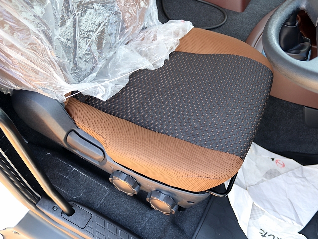 日野プロフィアコンテナ専用車大型（10t）[写真29]