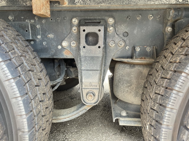 三菱ふそうスーパーグレートアルミブロック大型（10t）[写真15]