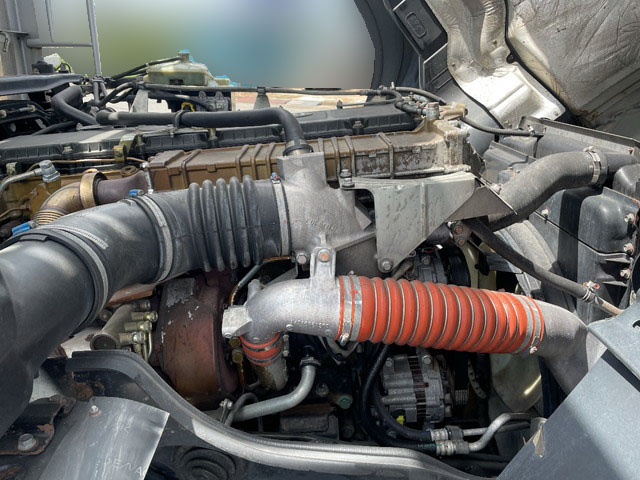 三菱ふそうスーパーグレートアルミブロック大型（10t）[写真21]