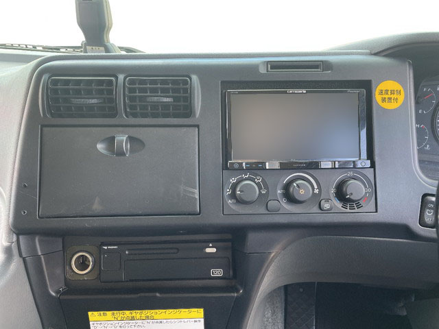 三菱ふそうスーパーグレートアルミブロック大型（10t）[写真32]