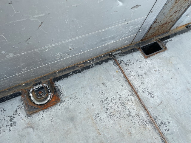 三菱ふそうスーパーグレートアルミブロック大型（10t）[写真07]