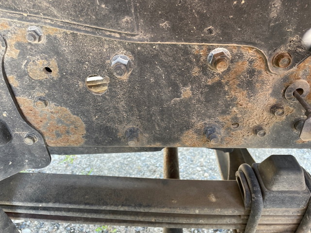 三菱ふそうファイターダンプ・クレーン付中型（4t）[写真18]