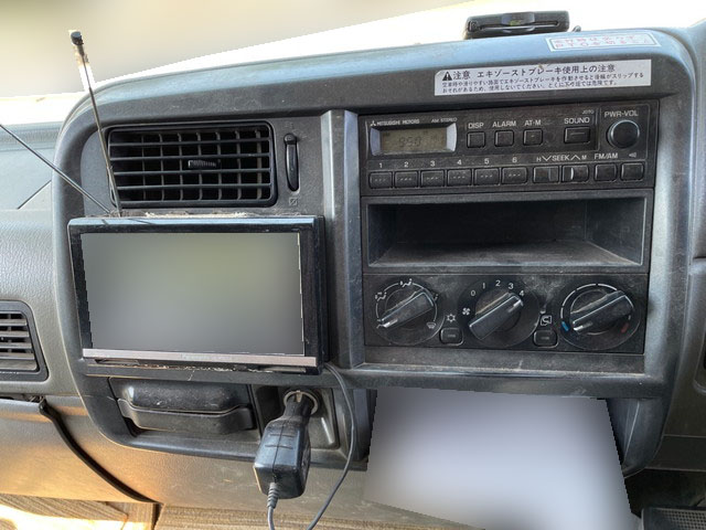 三菱ふそうファイターダンプ・クレーン付中型（4t）[写真29]