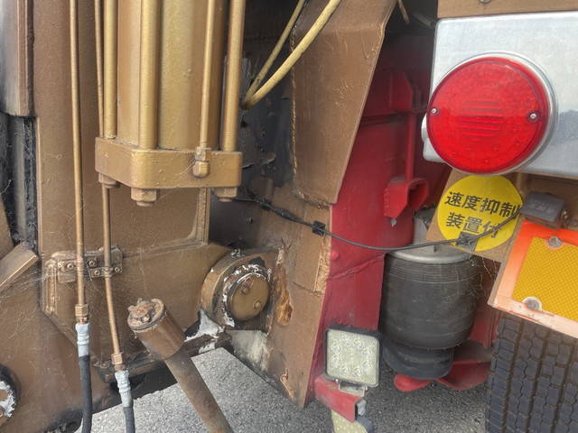 UDトラックスビッグサムレッカー車大型（10t）[写真26]