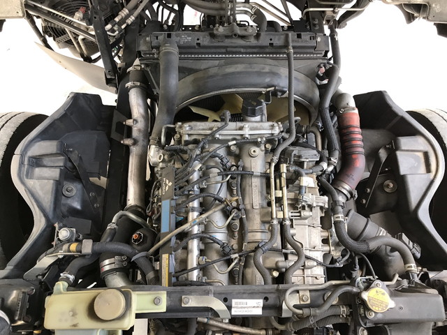 三菱ふそうキャンターアルミバン小型（2t・3t）[写真21]