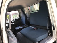 三菱ふそうキャンターアルミバン小型（2t・3t）[写真27]