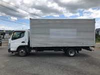 三菱ふそうキャンターアルミバン小型（2t・3t）[写真05]