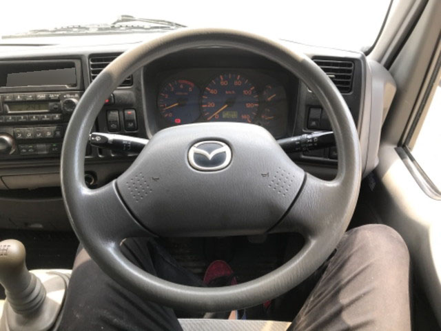 マツダタイタンアルミバン小型（2t・3t）[写真21]