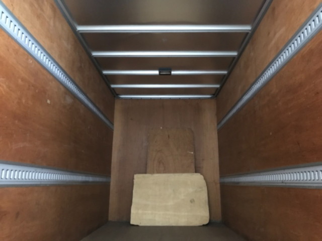 マツダタイタンアルミバン小型（2t・3t）[写真05]