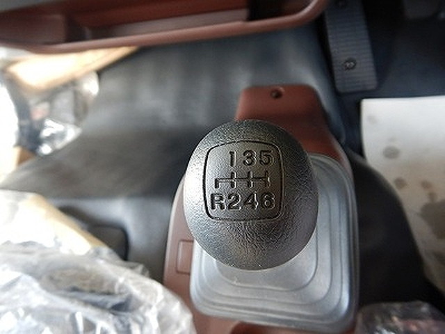 日野レンジャーコンテナ専用車中型（4t）[写真16]