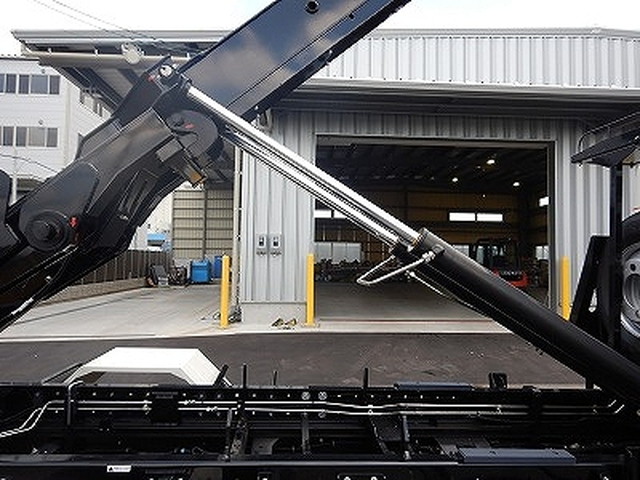 日野レンジャーコンテナ専用車中型（4t）[写真22]