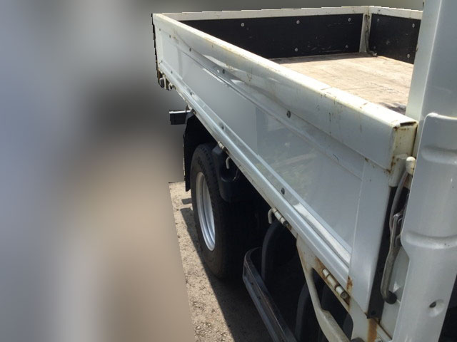 いすゞエルフクレーン3段小型（2t・3t）[写真05]