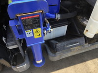 いすゞエルフクレーン3段小型（2t・3t）[写真06]