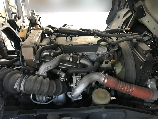 いすゞフォワードアルミブロック中型（4t）[写真18]