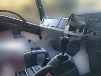 いすゞフォワードアルミブロック中型（4t）[写真22]