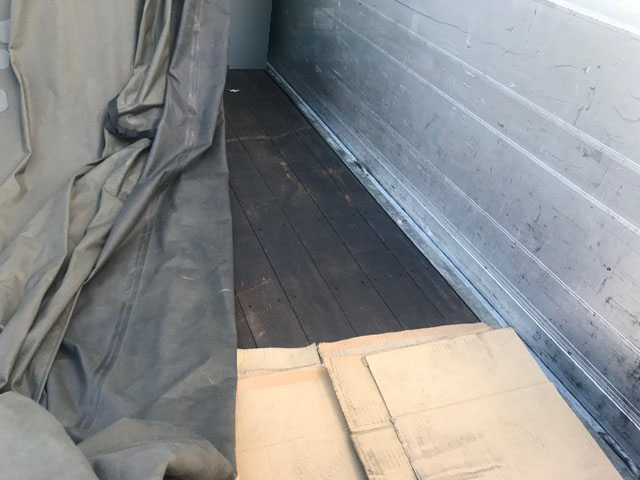 いすゞフォワードアルミブロック中型（4t）[写真06]